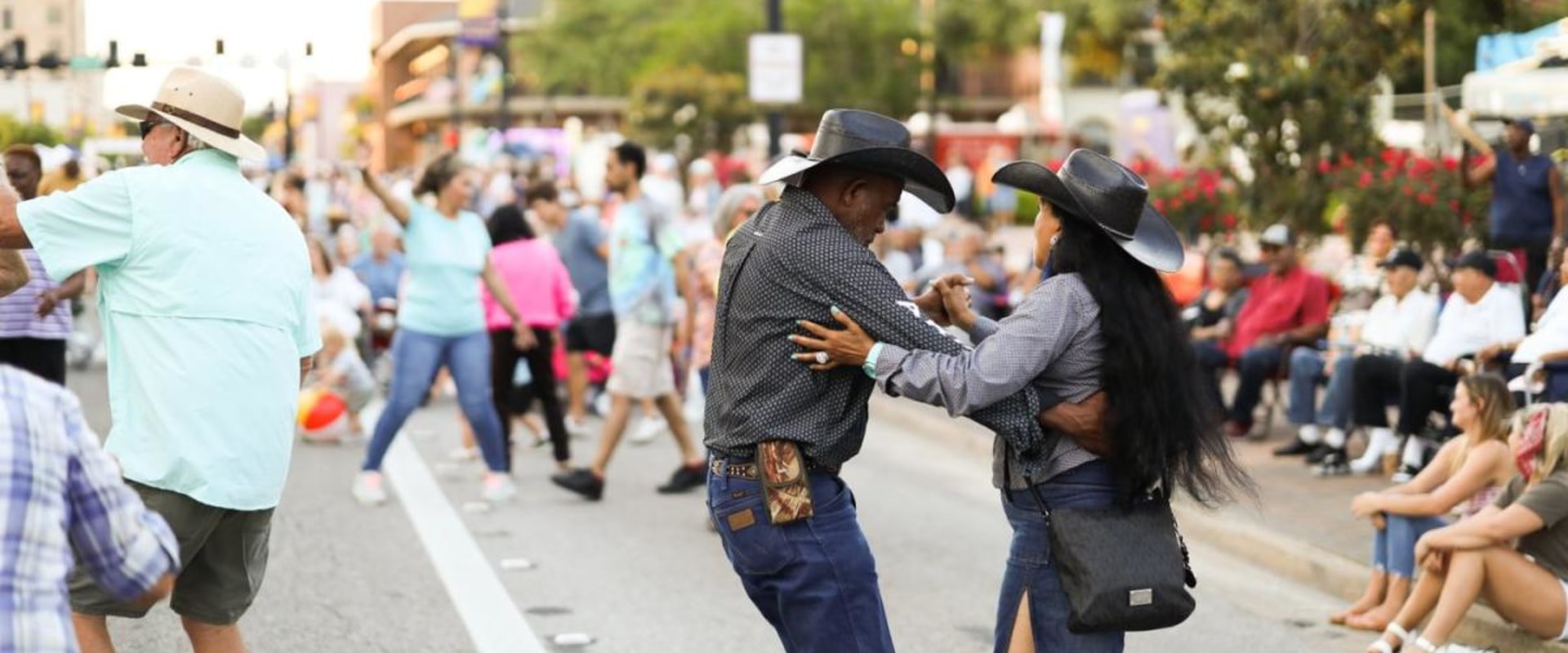Volunteer and Make a Difference in Louisiana's Cultural Scene